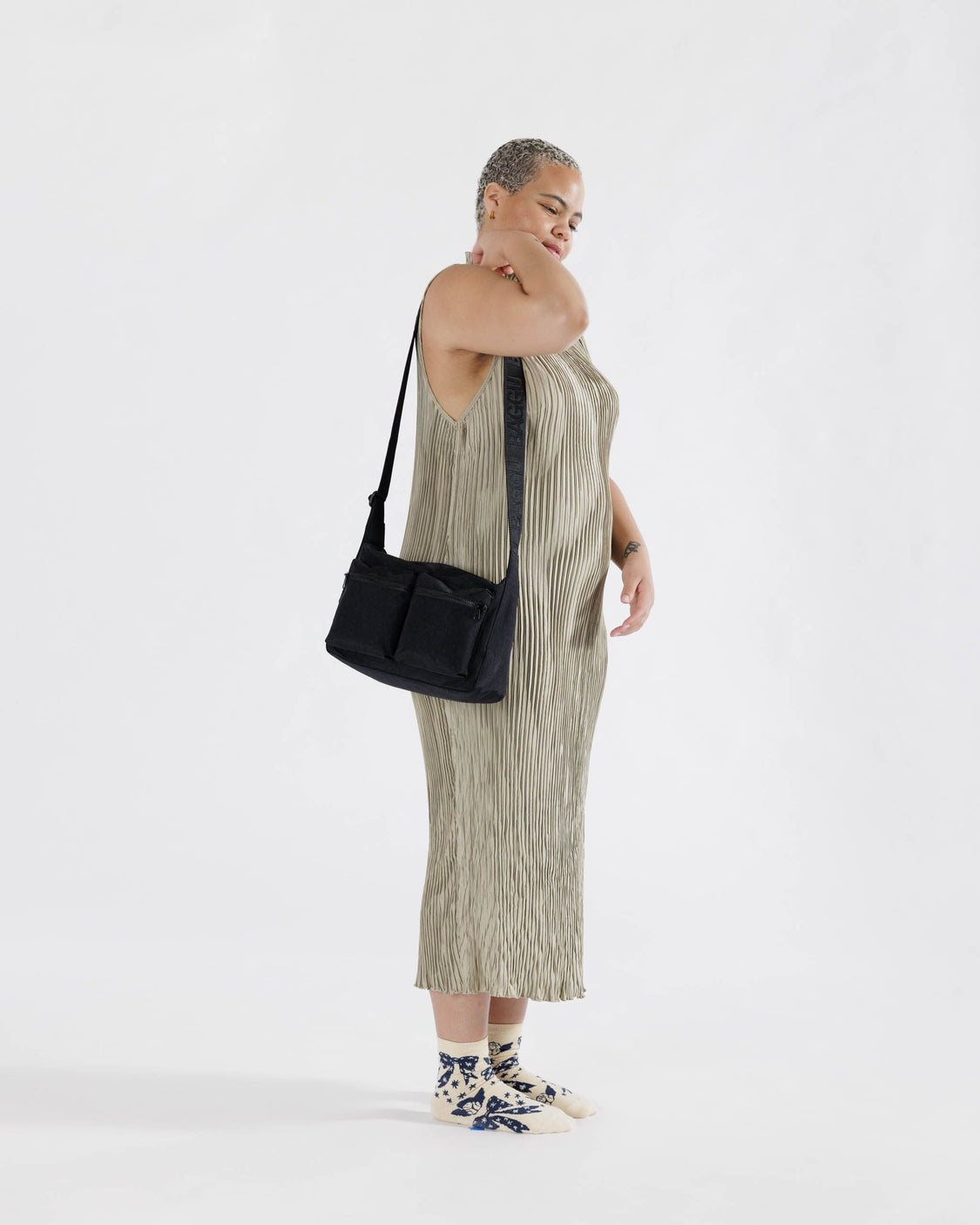 Medium Cargo Crossbody - Black - Travel Market Bag